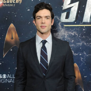 Ethan Peck Biography: Dating, Girlfriend, Molly DeWolf, Net Worth, Wiki